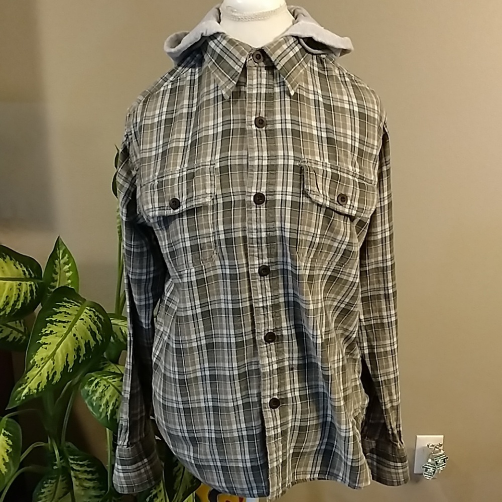 Red Snap hooded flannel button-up shirt